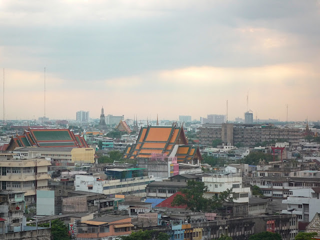 โดดเดี่ยว..เที่ยวภูเขาทอง