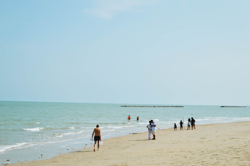 เที่ยวหาดเจ้าสำราญ