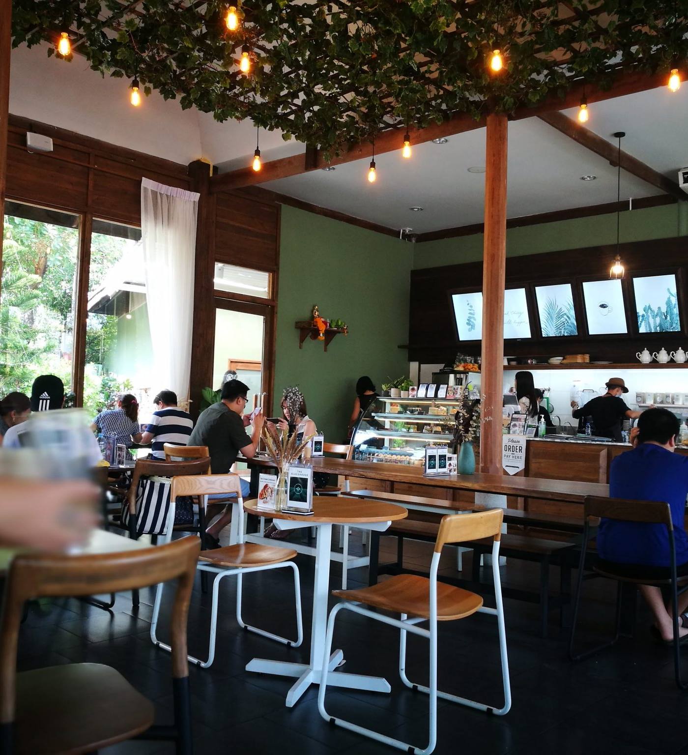 The Glasshouse Cafe ร้านกาแฟและอาหารรสชาตดี